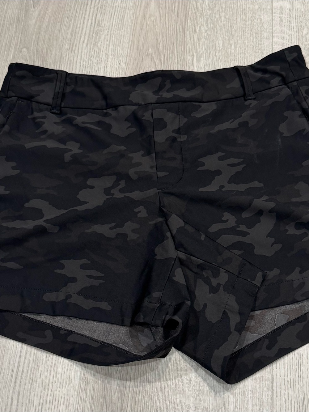 EUC Spanx | Camo Women's Performance Shorts | Easy Pull On | sized Medium
